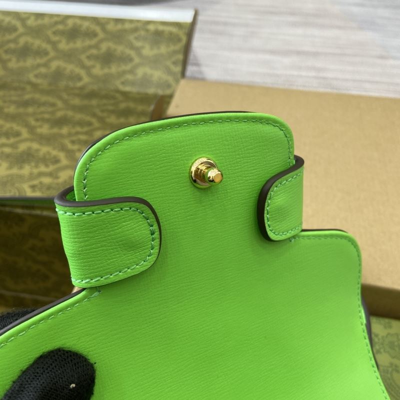 Gvc*1 horsebit bags